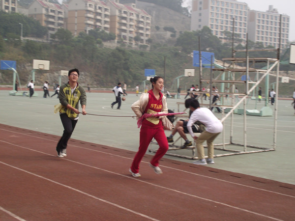 QQ图片20131207125252_副本2013还原跑.jpg