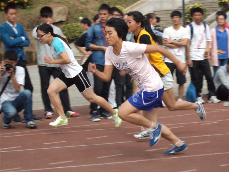 100米跑，输赢只在一瞬.jpg